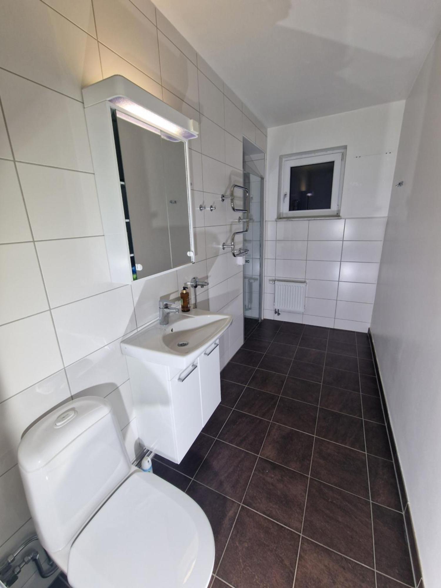 En Nyrenoverad Laegenhet Med 2 Sovrum * Gothenburg