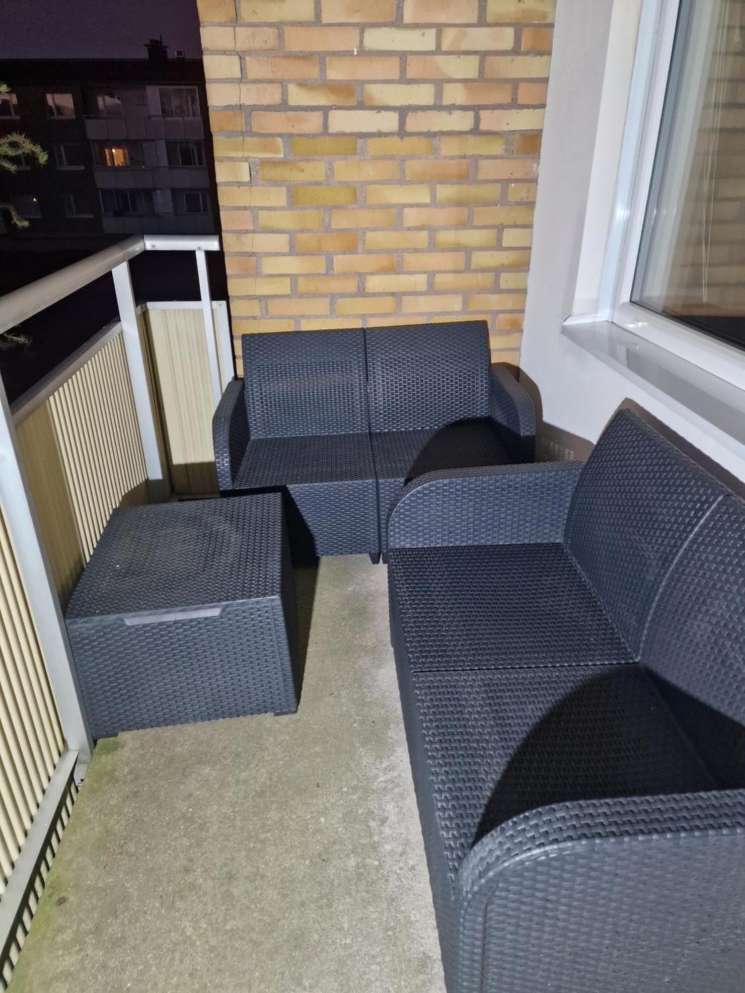 En Nyrenoverad Laegenhet Med 2 Sovrum Lägenhet *