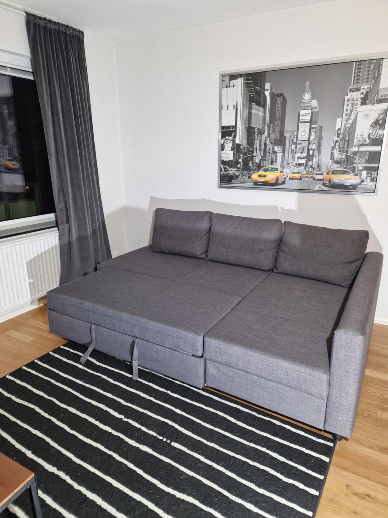 En Nyrenoverad Laegenhet Med 2 Sovrum Lägenhet